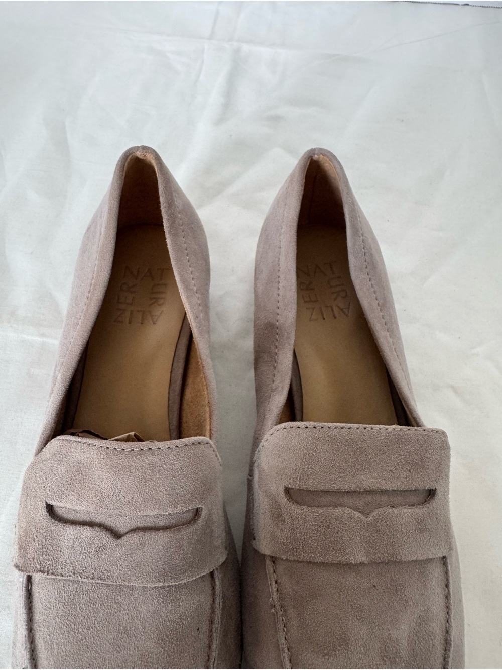 Naturalizer Women's Suede Loafers in Taupe Size 6 - Picture 9 of 10